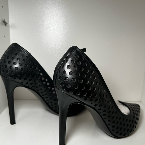 Nine West Black pumps Size 7.5 - Picture 2 of 5
